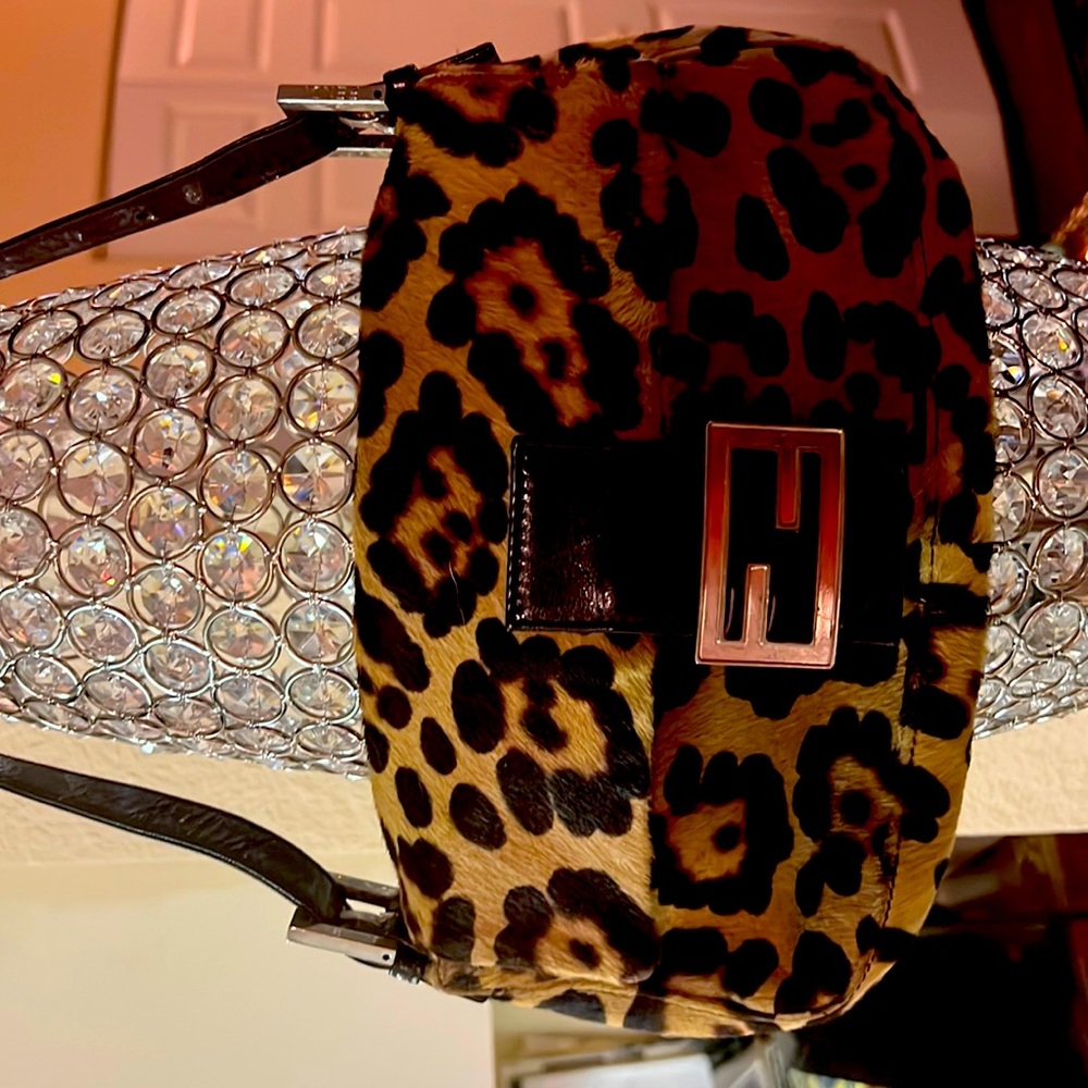 Authentic FENDI BAGUETTE BAG